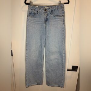 Levi’s low loose women’s straight leg jeans